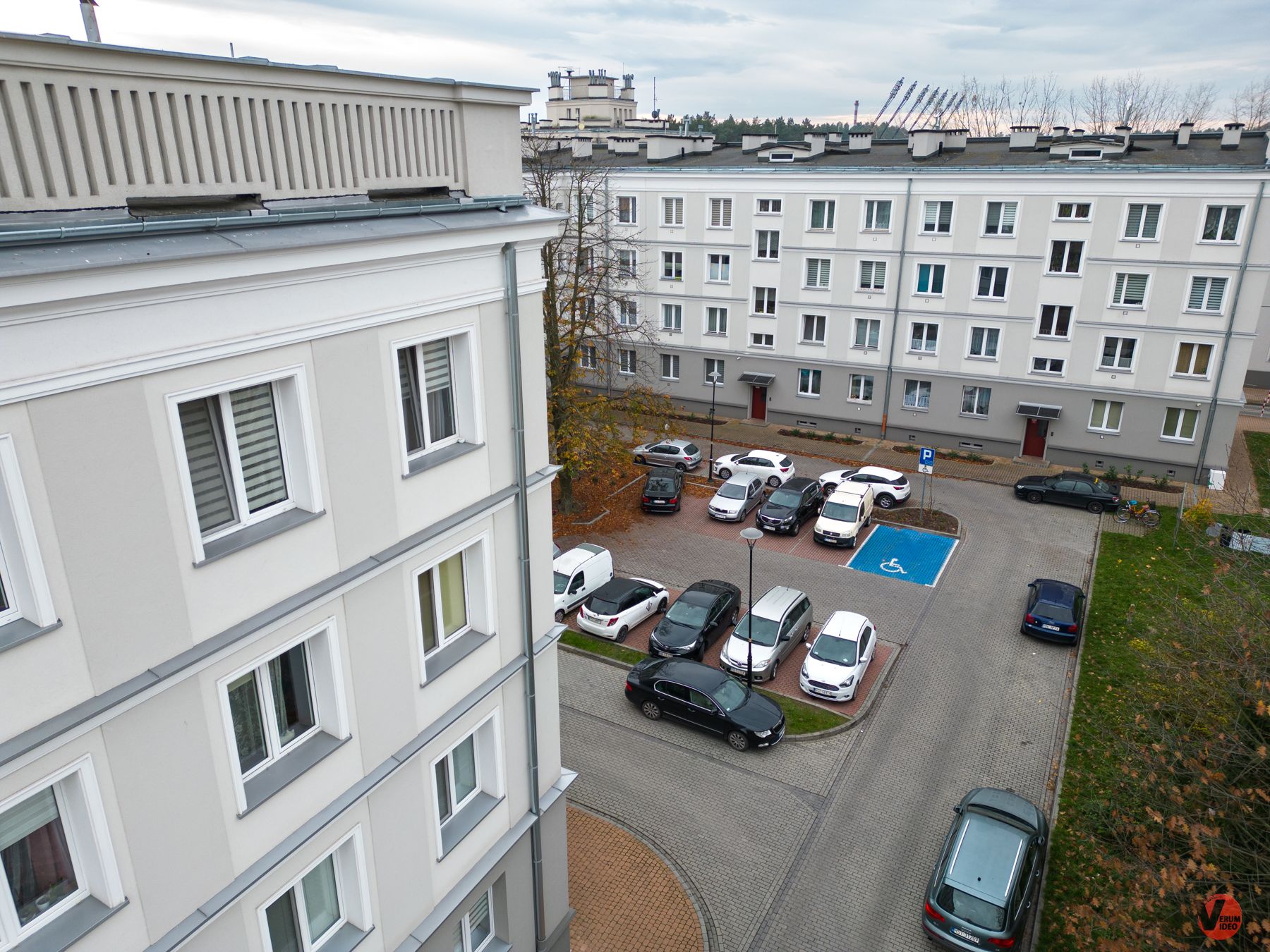 Budynek wielorodzinny Hutnicza 10 - zdjęcie 8